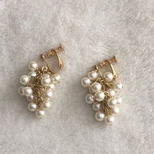 Vintage Faux pearl adjustable clip on earrings